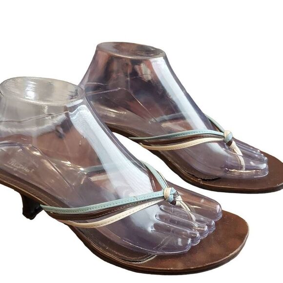 MOSSIMO 9.5 VGC BLUE AND WHITE - Picture 5 of 6